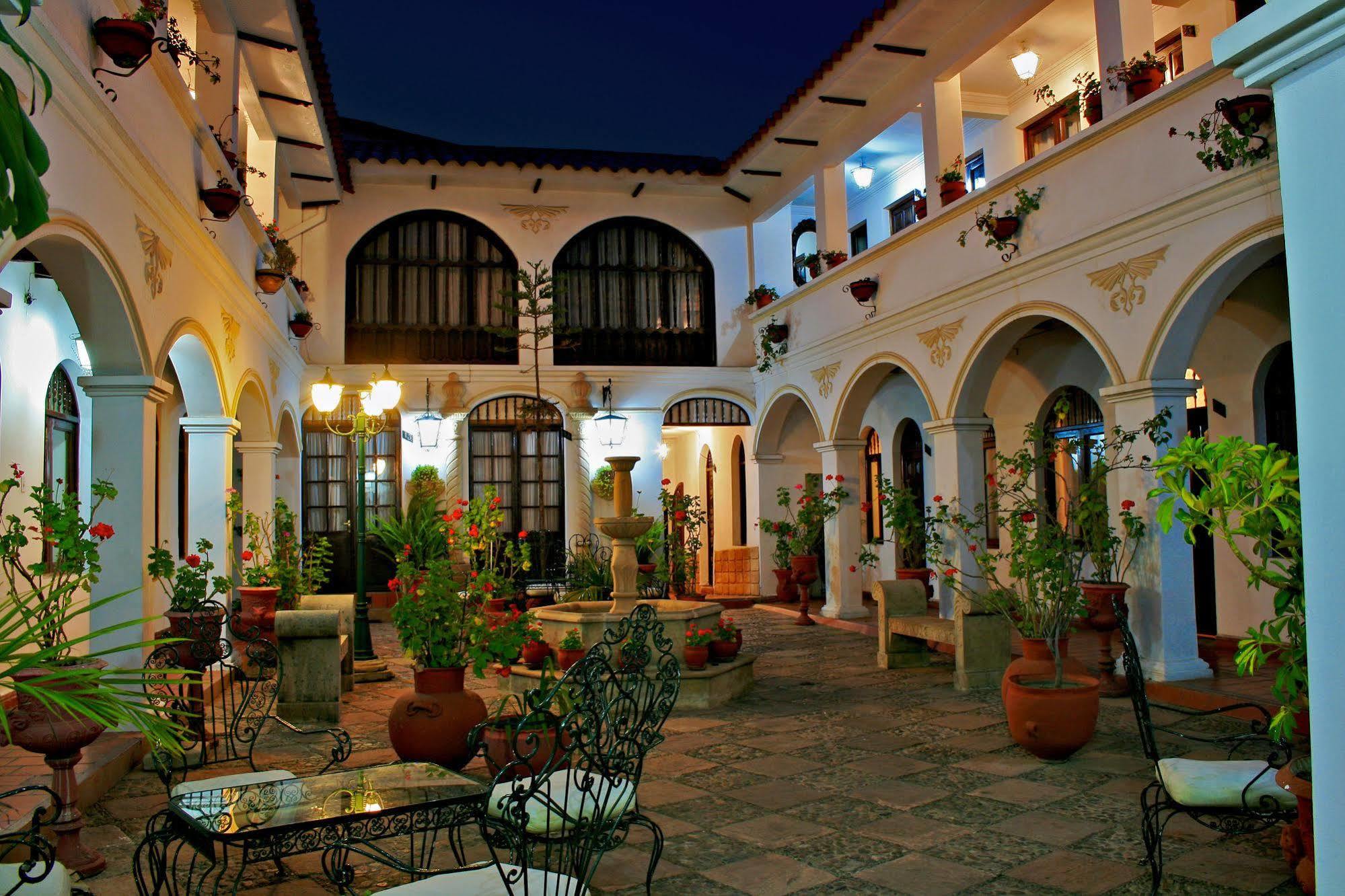 Hostal Sucre Extérieur photo